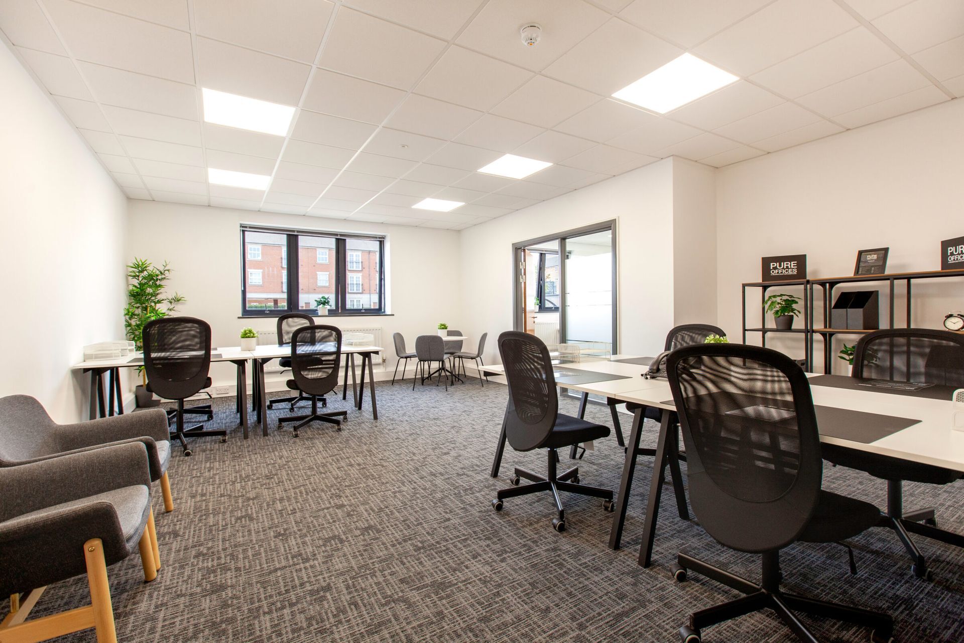 422 Broadwell Rd, Oldbury for lease Interior Photo- Image 1 of 5