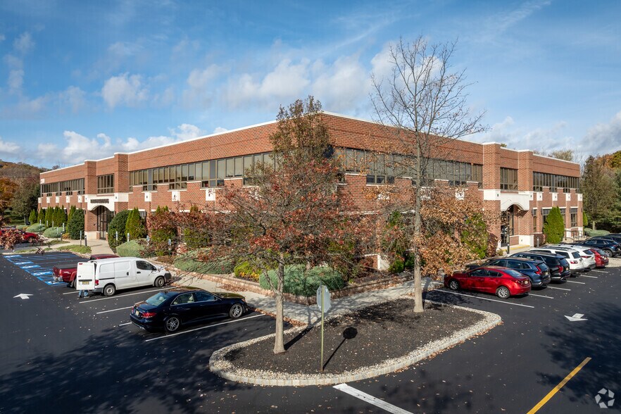 200 Route 31 N, Flemington, NJ à louer - Photo du bâtiment - Image 2 de 9