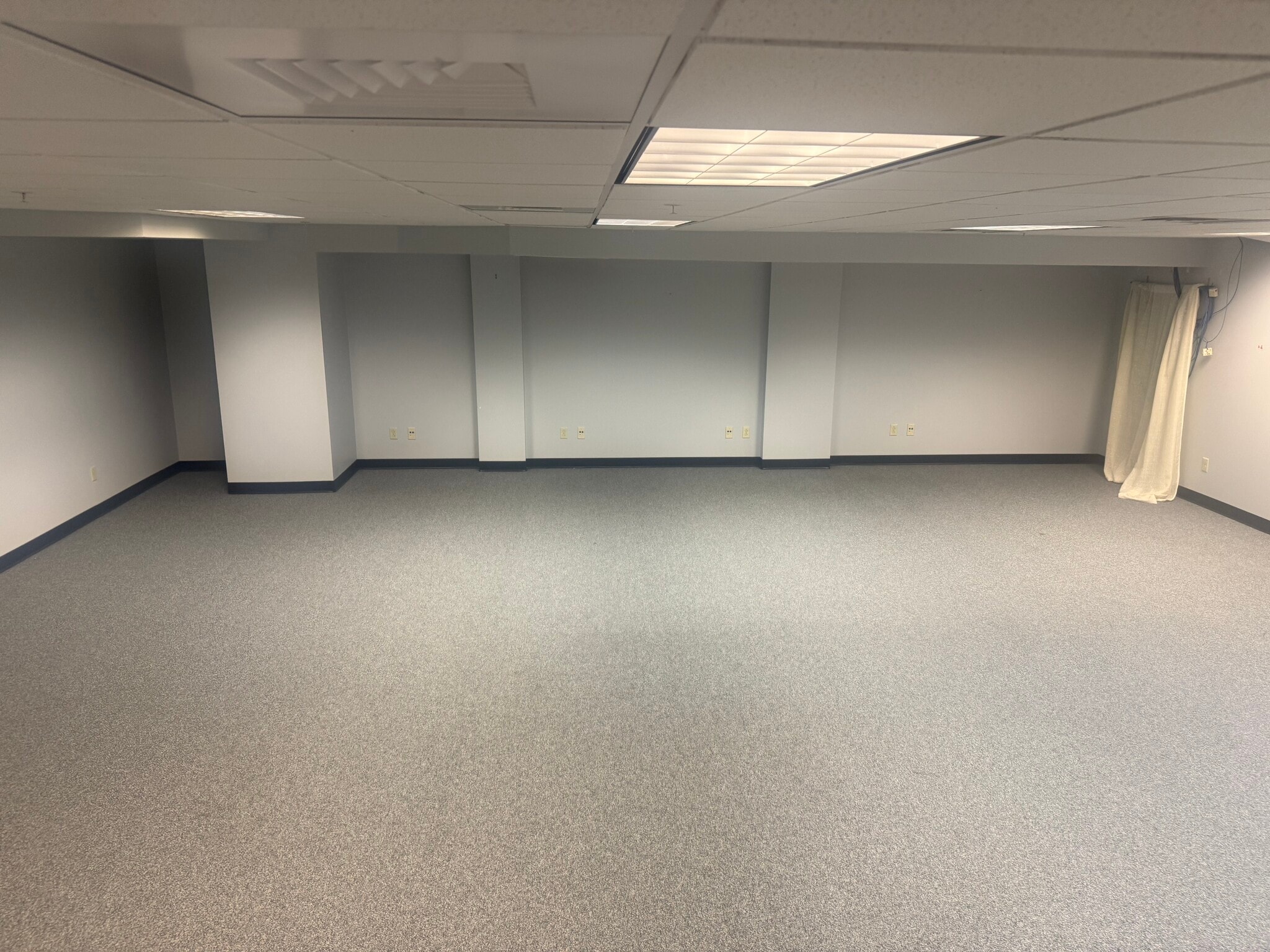 320 Adams St, Fairmont, WV à louer Photo du bâtiment- Image 1 de 3