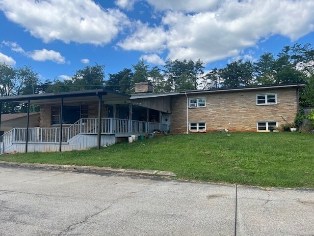 5399 W Main St, Salem, VA à vendre - Photo du bâtiment - Image 2 de 6