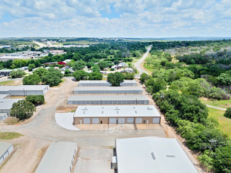 2703 Commerce St, Marble Falls, TX à louer - Photo du bâtiment - Image 3 de 7