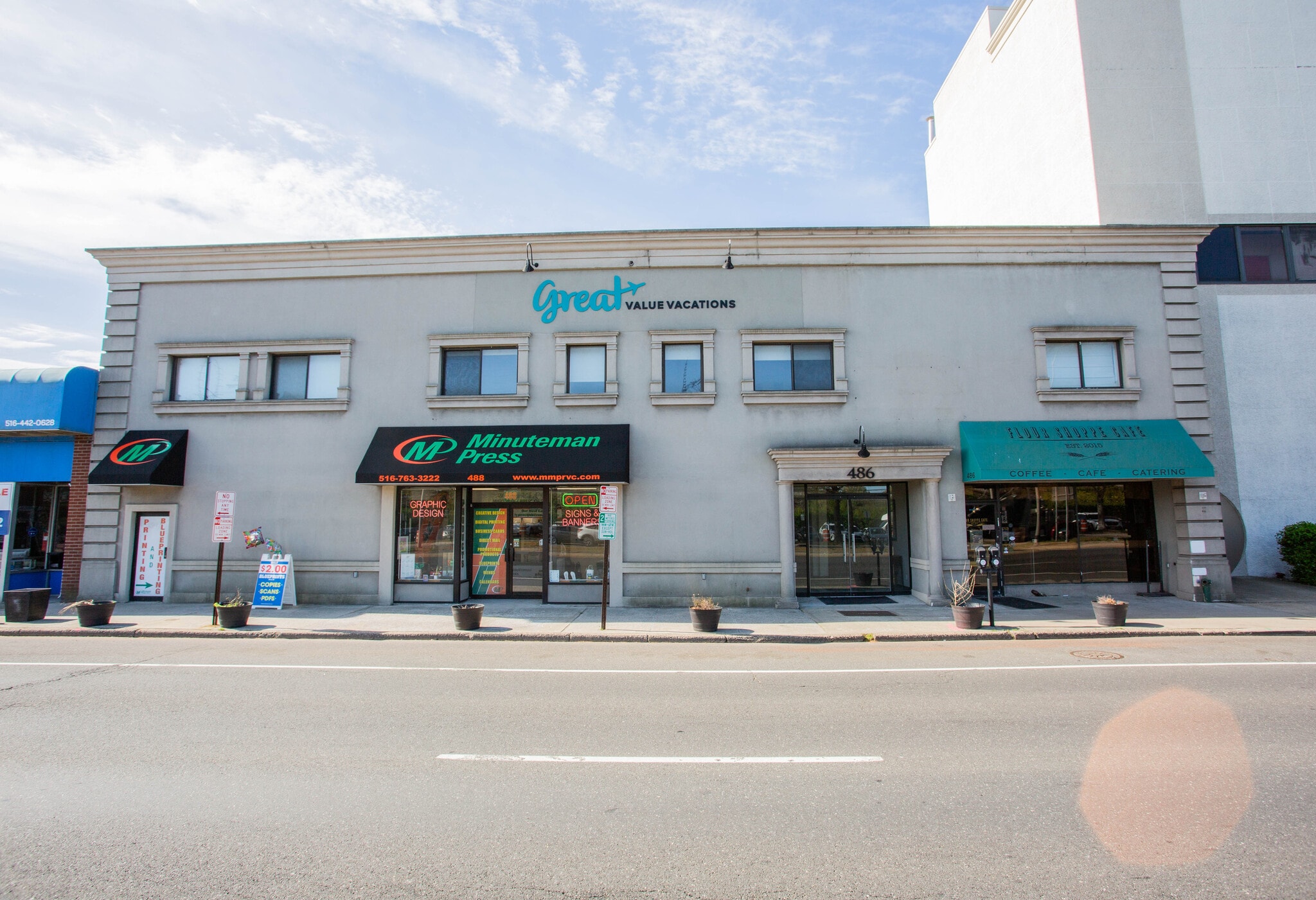 486 Sunrise Hwy, Rockville Centre, NY à vendre Photo du bâtiment- Image 1 de 14