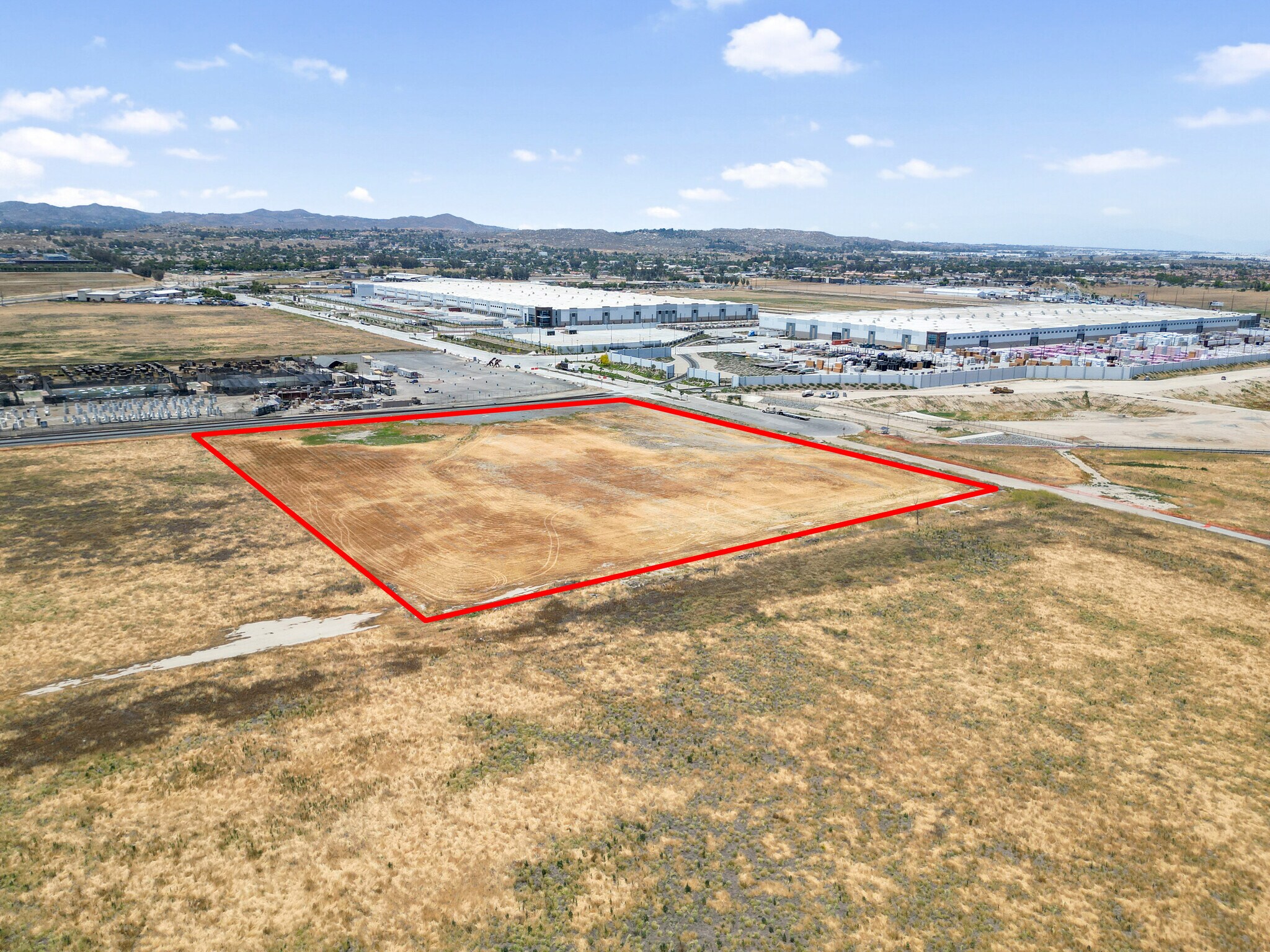 751 E Ellis Ave, Perris, CA for sale Primary Photo- Image 1 of 19