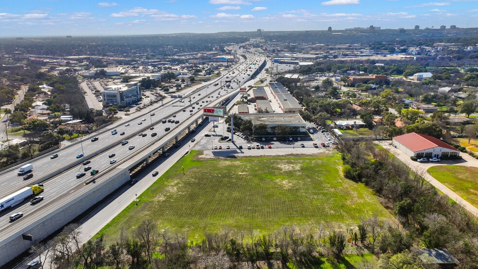 1919 NW Loop 410, San Antonio, TX for sale - Building Photo - Image 2 of 14