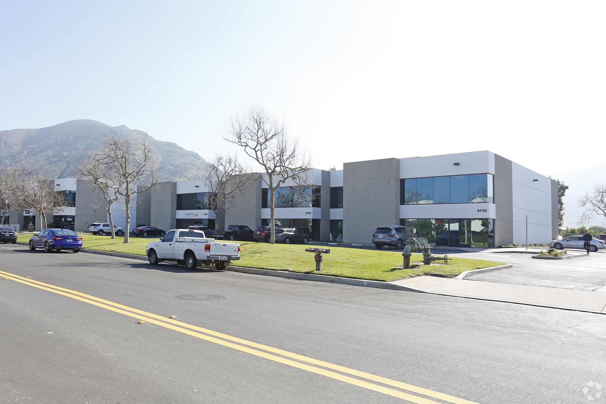 4730-4780 Calle Quetzal, Camarillo, CA à vendre Photo principale- Image 1 de 1