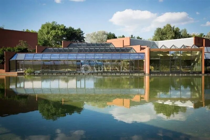 Bureau dans Cergy à louer - Photo du bâtiment - Image 2 de 4