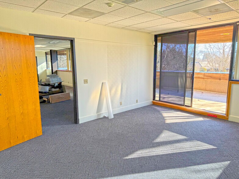 50 Professional Center Dr, Rohnert Park, CA à vendre - Photo intérieure - Image 2 de 19