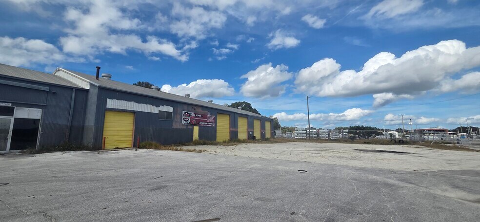 507 Highway 92 E, Auburndale, FL à louer - Photo du bâtiment - Image 2 de 6