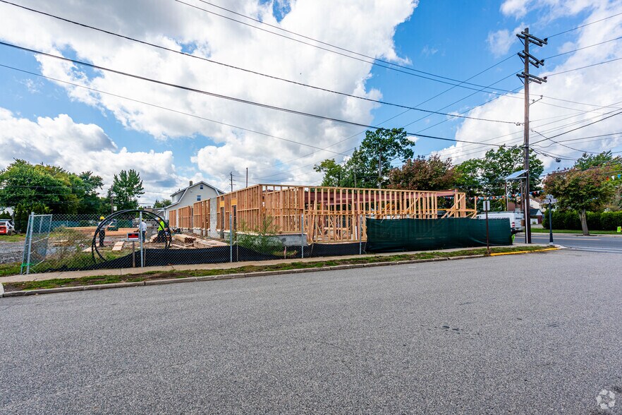 504-506 Union Blvd, Totowa, NJ à louer - Photo du bâtiment - Image 3 de 5