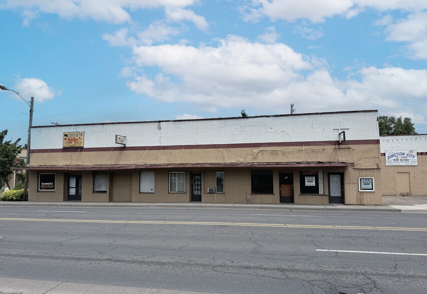 610-640 Ivy St, Junction City, OR à vendre - Photo du bâtiment - Image 1 de 5