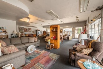 337 N Main St, West Bend, WI for lease Interior Photo- Image 2 of 6