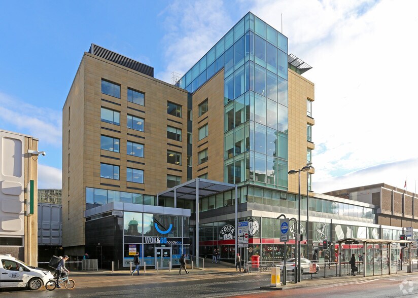 Merrion Ctr, Leeds for lease - Building Photo - Image 1 of 2