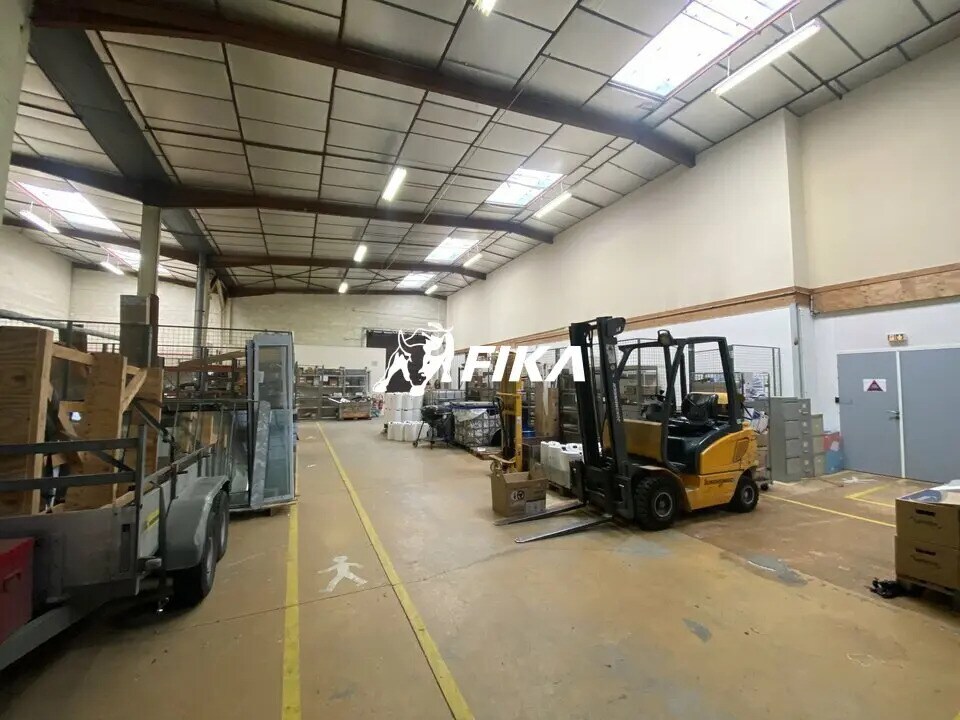 Flex in Toulouse for lease Building Photo- Image 1 of 13