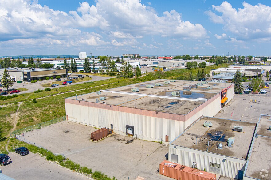 1107 33 St NE, Calgary, AB for sale - Aerial - Image 3 of 3