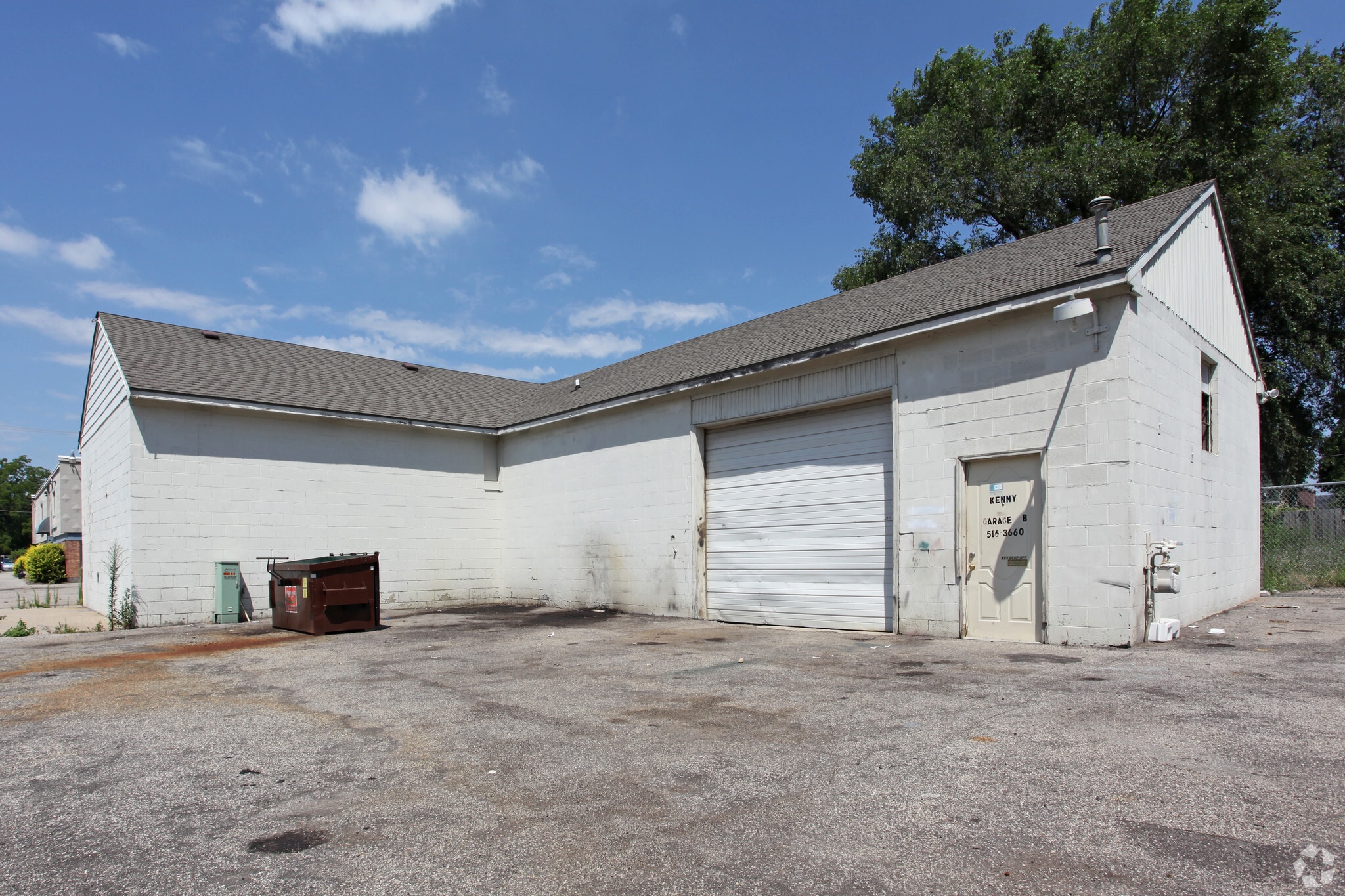 27 Sluyter St SE, Grand Rapids, MI for sale Primary Photo- Image 1 of 4
