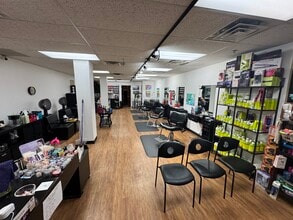 559 Main St, Bethlehem, PA for lease Interior Photo- Image 2 of 5