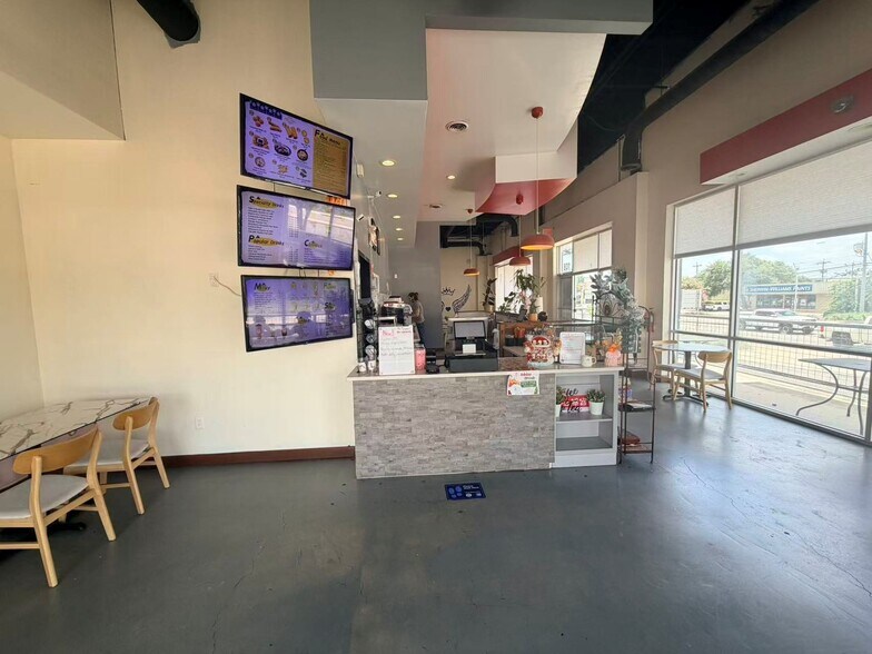 3126 Pat Booker Rd, Universal City, TX à louer - Photo du bâtiment - Image 3 de 9