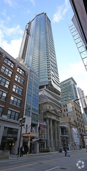 197 Yonge St, Toronto, ON à vendre - Photo principale - Image 1 de 1