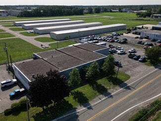 Plus de détails pour 8400 N Lilley Rd, Canton Township, MI - Commerce de détail à vendre