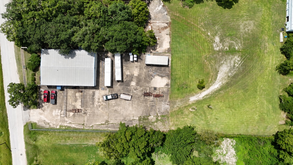 3319 Industrial Dr, Pearland, TX for sale - Aerial - Image 2 of 4