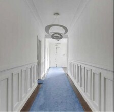 174 Boulevard Malesherbes, Paris for lease Interior Photo- Image 2 of 12