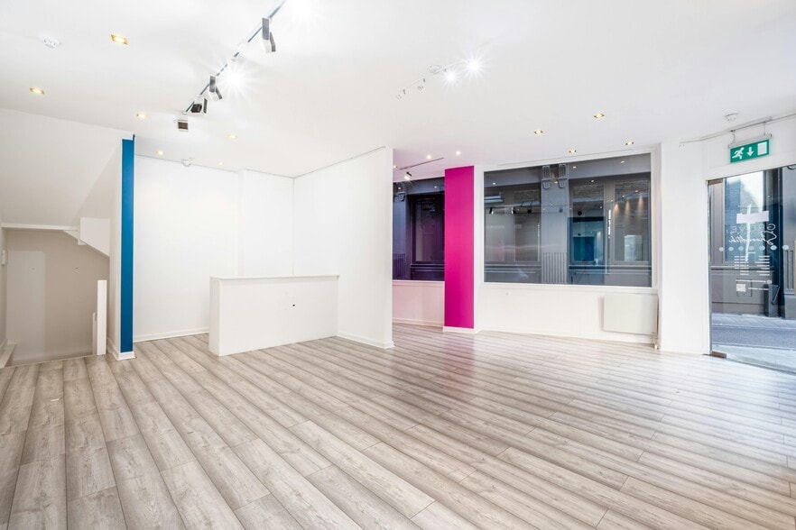 32 Artillery Ln, London for lease - Interior Photo - Image 1 of 19