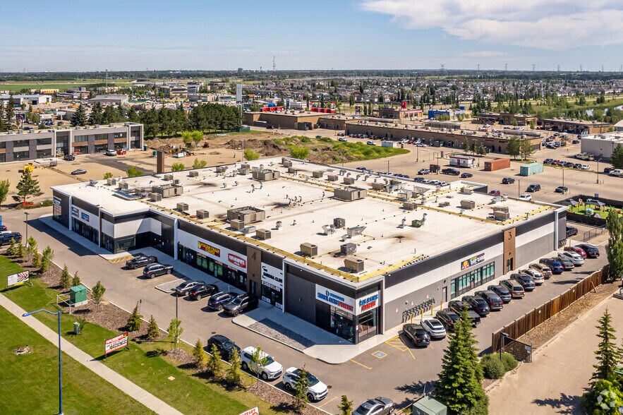 931-1079 Parsons Rd SW, Edmonton, AB à vendre - Aérien - Image 2 de 3