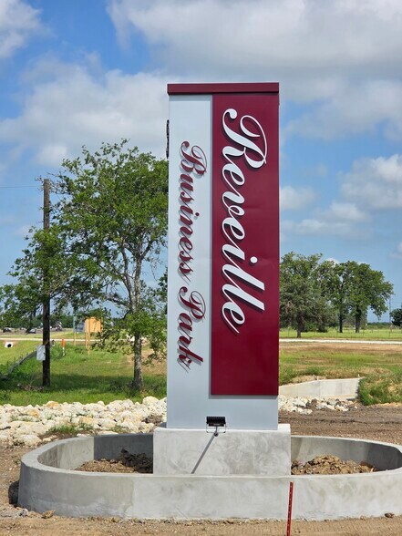 11057 State Highway 30, College Station, TX à vendre - Photo du bâtiment - Image 2 de 4