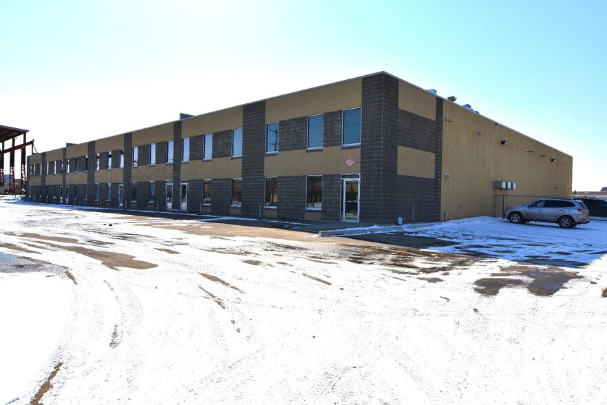 7304-7426 52 St NW, Edmonton, AB à vendre - Autre - Image 3 de 13