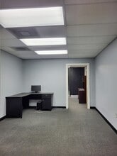 7240 Crowder Blvd, New Orleans, LA for lease Interior Photo- Image 1 of 4