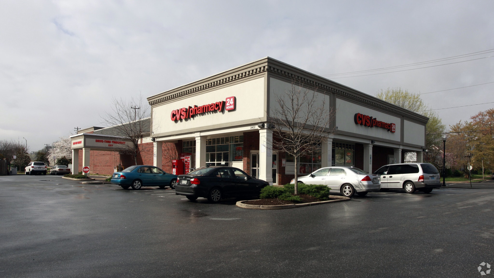 2400 Jefferson Davis Hwy, Arlington, VA for sale Primary Photo- Image 1 of 5