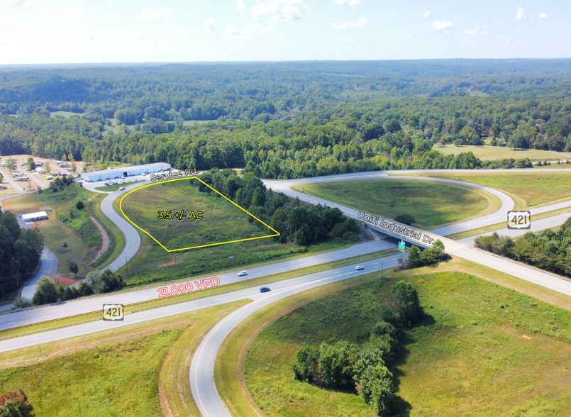 Service Rd, Yadkinville, NC for sale - Building Photo - Image 1 of 1