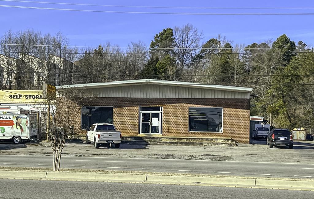 2394 Riverside Dr, Danville, VA for lease Primary Photo- Image 1 of 2