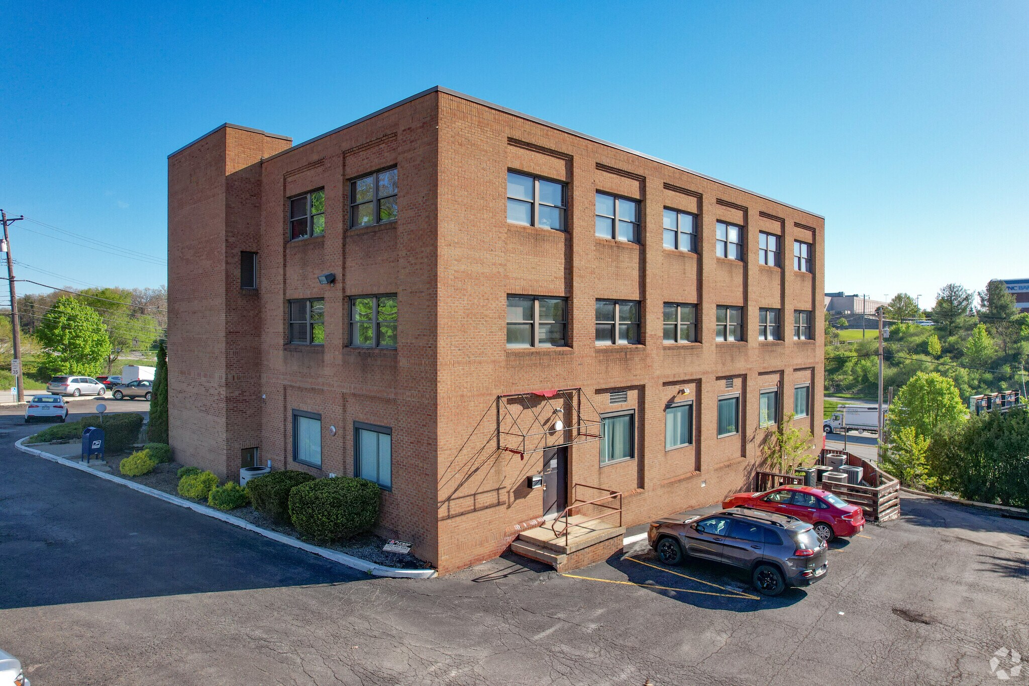8035 McKnight Rd, Pittsburgh, PA for sale Building Photo- Image 1 of 1