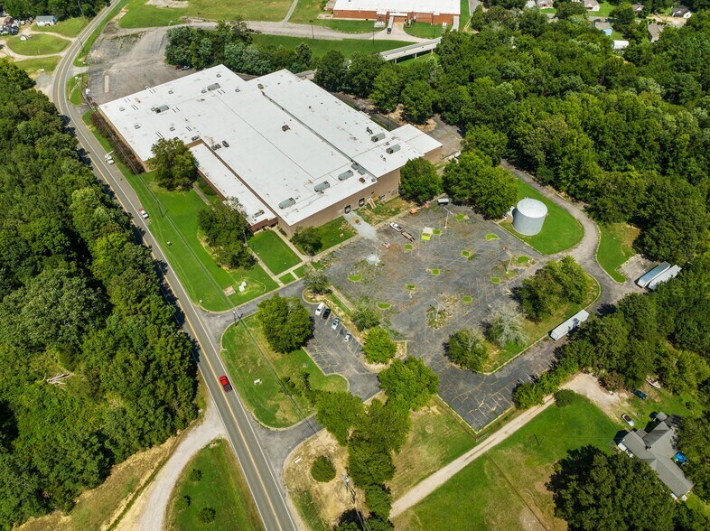 327 Lewis St, Oxford, NC à louer - Photo du bâtiment - Image 2 de 31