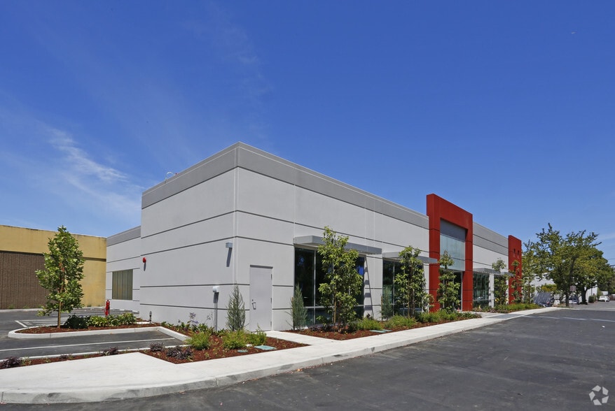 1987 Leghorn St, Mountain View, CA for lease - Building Photo - Image 2 of 17