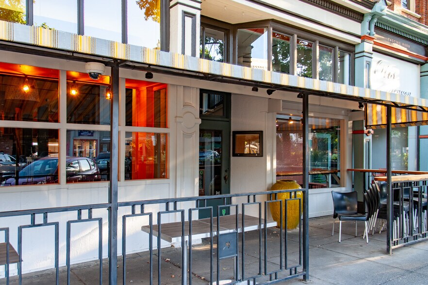 21 E Main St, Walla Walla, WA à louer - Photo du bâtiment - Image 3 de 34