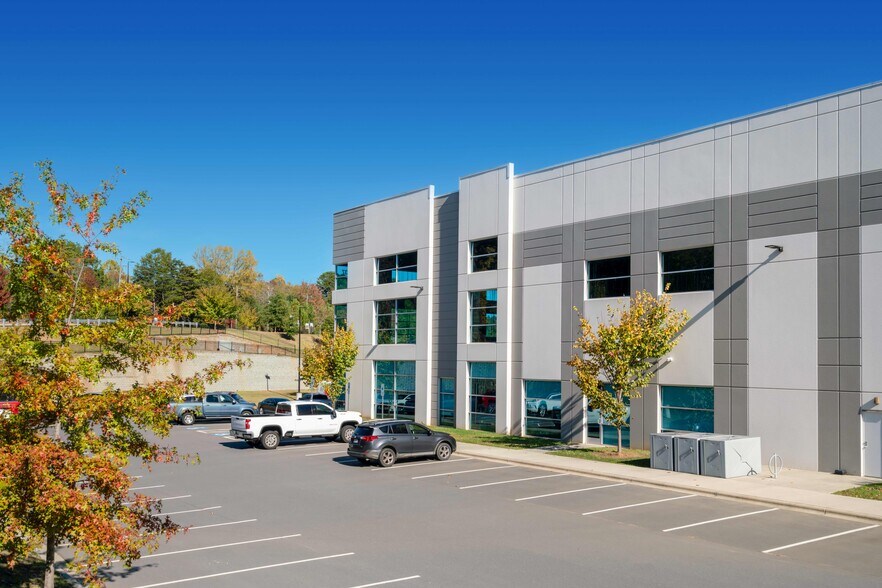 10137 Horton Rd, Charlotte, NC à louer - Photo du bâtiment - Image 3 de 6