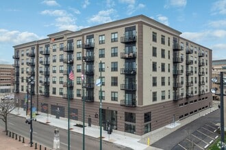 140 E Monument Ave, Dayton, OH for lease Building Photo- Image 1 of 2