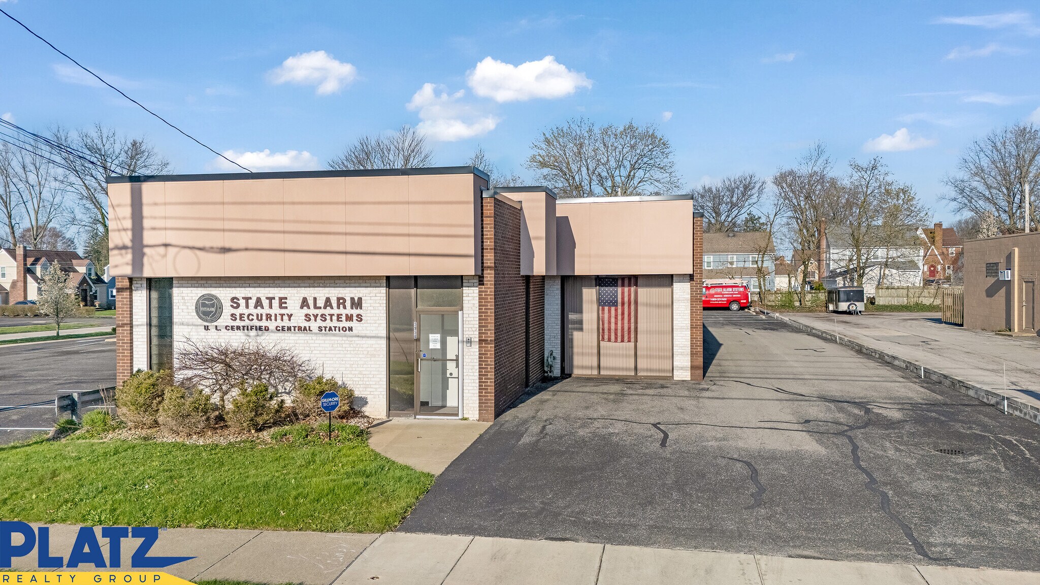 5956 Market St, Youngstown, OH à vendre Photo du bâtiment- Image 1 de 13