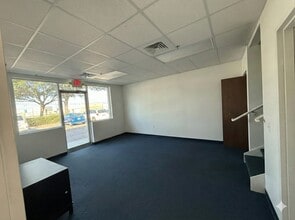 10501 S Orange Ave, Orlando, FL for lease Interior Photo- Image 1 of 16