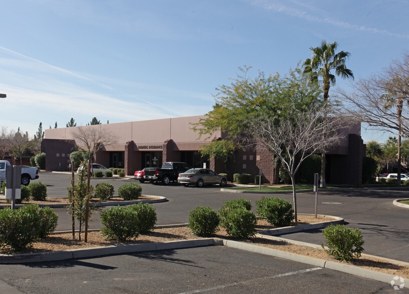 17235 N 75th Ave, Glendale, AZ à louer - Photo du bâtiment - Image 2 de 7