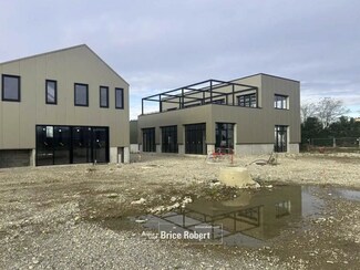 Plus de détails pour 2 Route d'Heyrieux, Toussieu - Industriel à vendre