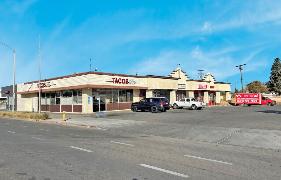 1137-1149 W Avenue I, Lancaster, CA for lease - Primary Photo - Image 1 of 21