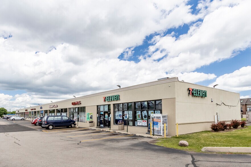 355-399 S Prospect Ave, Bartlett, IL à louer - Photo du bâtiment - Image 2 de 13