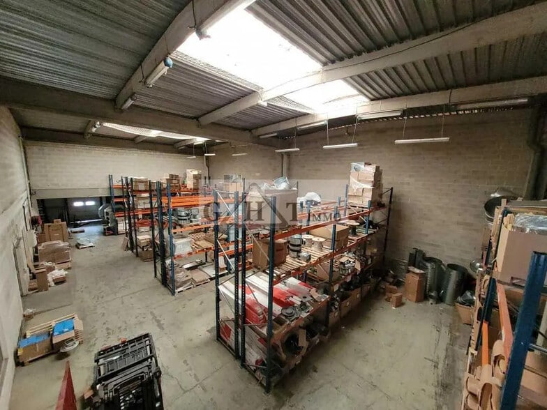 Industrial in Lisses for lease - Interior Photo - Image 1 of 19