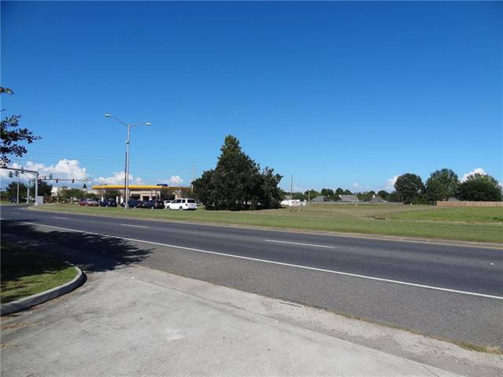 Belle Terre Boulevard, La Place, LA à vendre Photo principale- Image 1 de 6