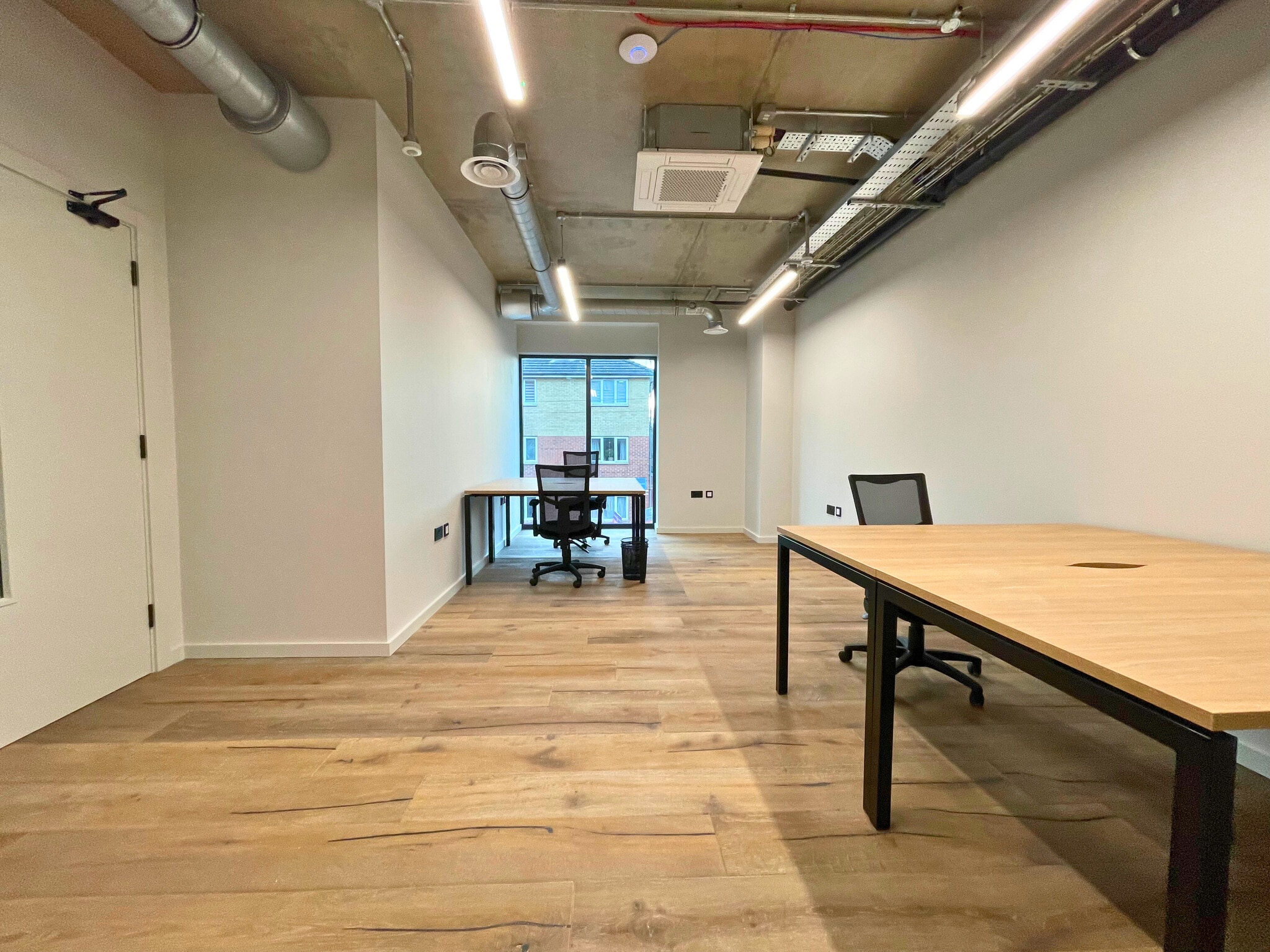 2 Theobald St, Borehamwood à louer Photo intérieure- Image 1 de 3