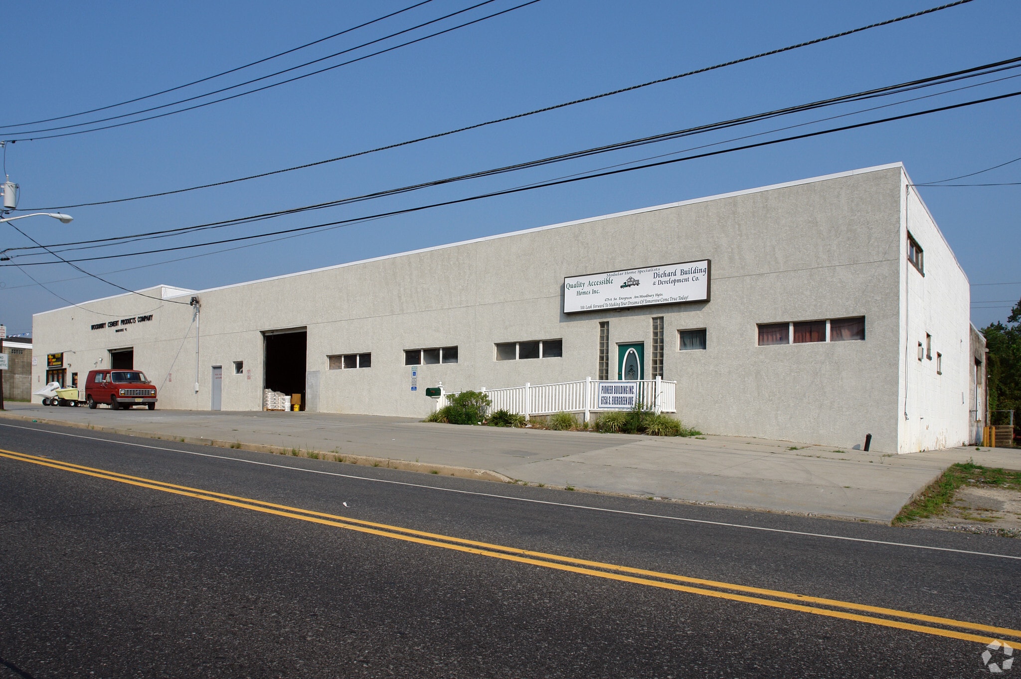 675 S Evergreen Ave, Woodbury Heights, NJ for sale Primary Photo- Image 1 of 6