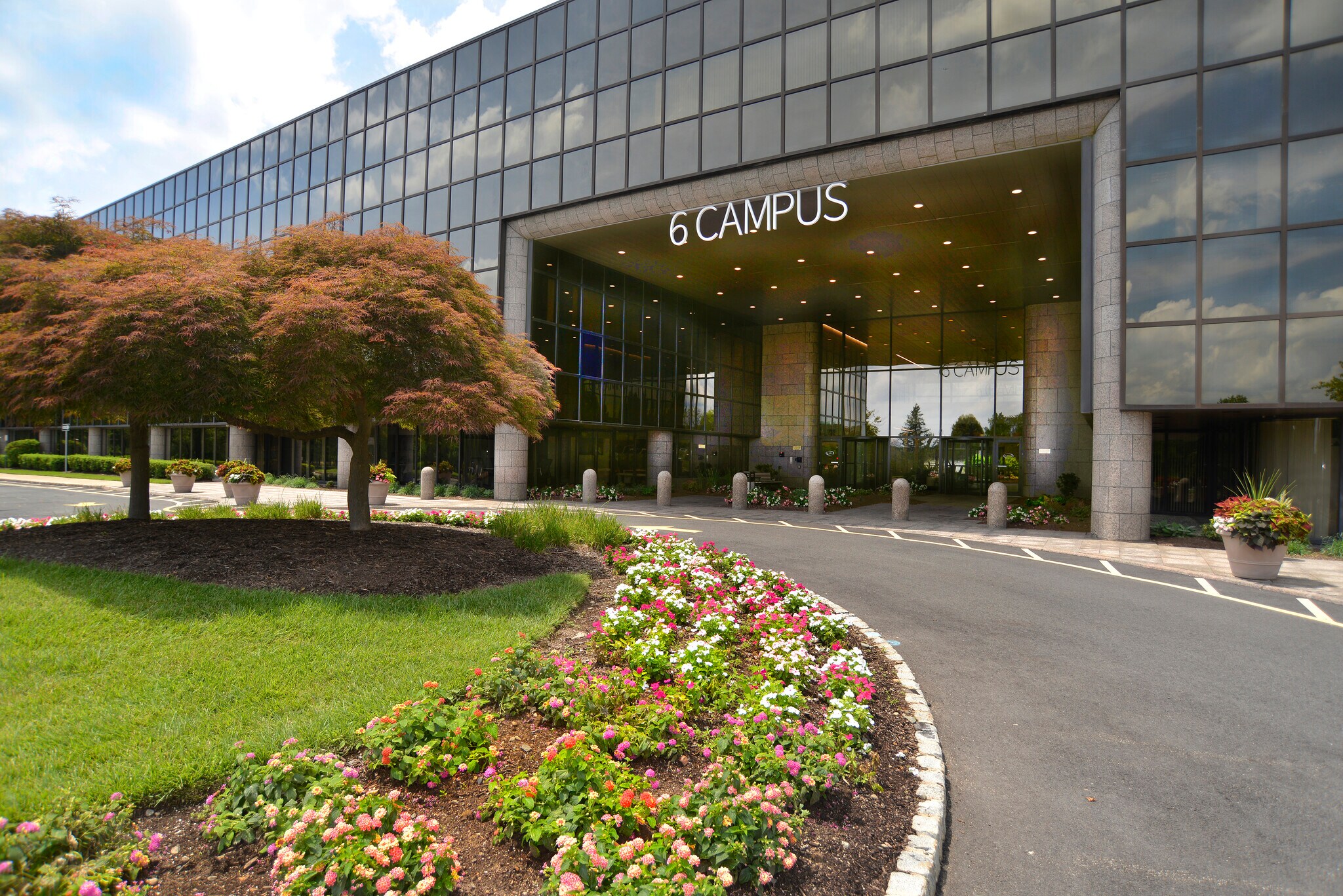 6 Campus Dr, Parsippany, NJ à louer Photo principale- Image 1 de 12